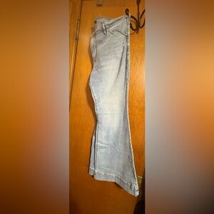Express Mid Rise 70s Flare Jeans in Light Blue